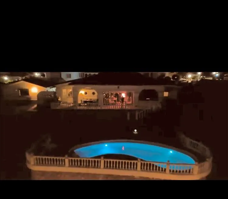 Amazing Sea Views Villa From Sotogrande
